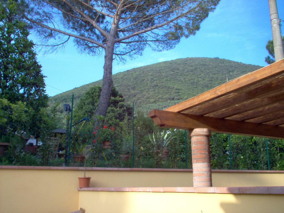 B&B La Rondine Tra Pisa E Lucca San Giuliano Terme Exterior foto